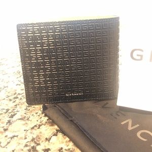 Givenchy wallet billfold 8CC  Black/ yellow